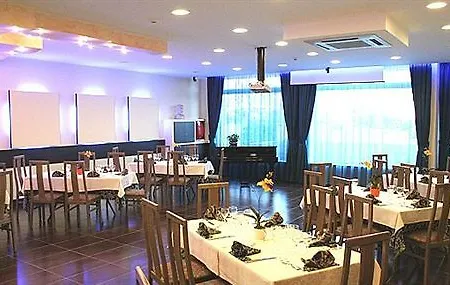 Отель Gabbiano 3*