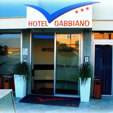 Gabbiano Отель Мола-ди-Бари