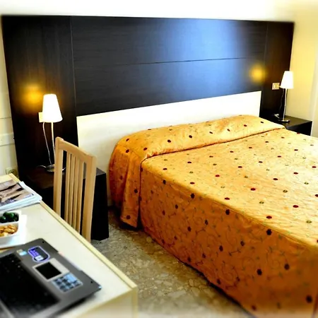 Gabbiano Hotel 3*