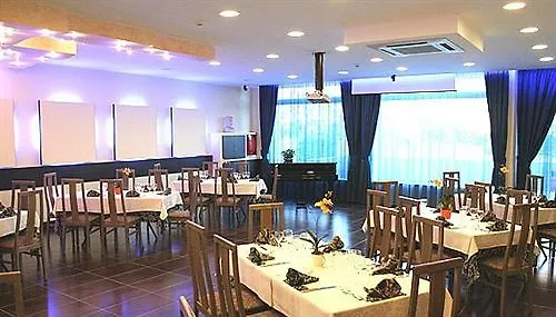 מלון Gabbiano 3*